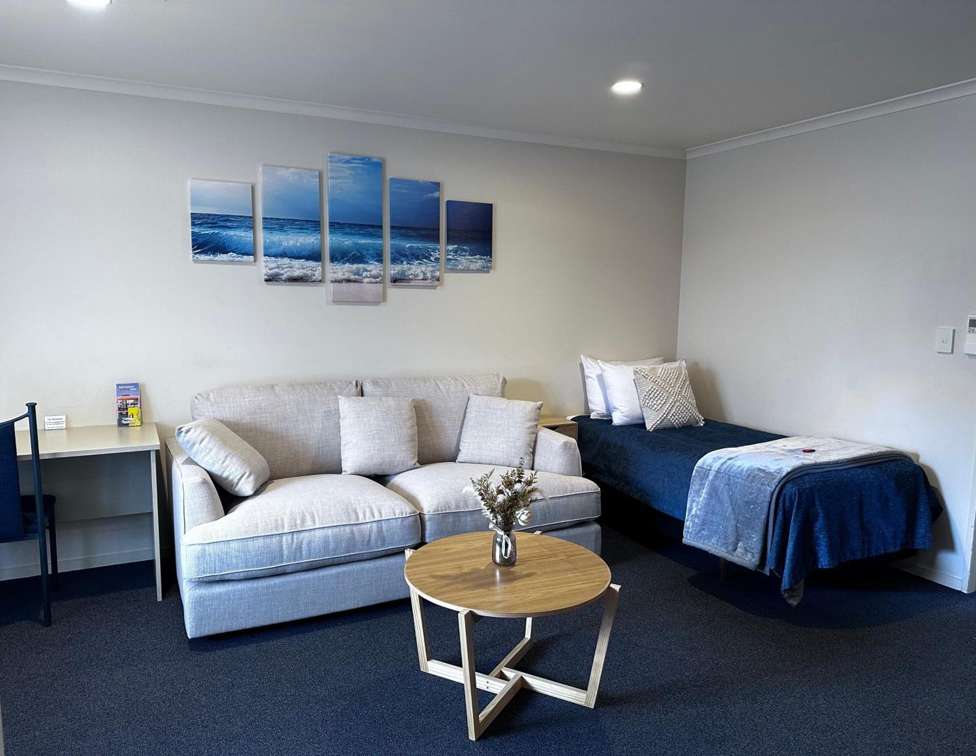 Harringtons Motor Lodge Палмерстон-Норт Экстерьер фото